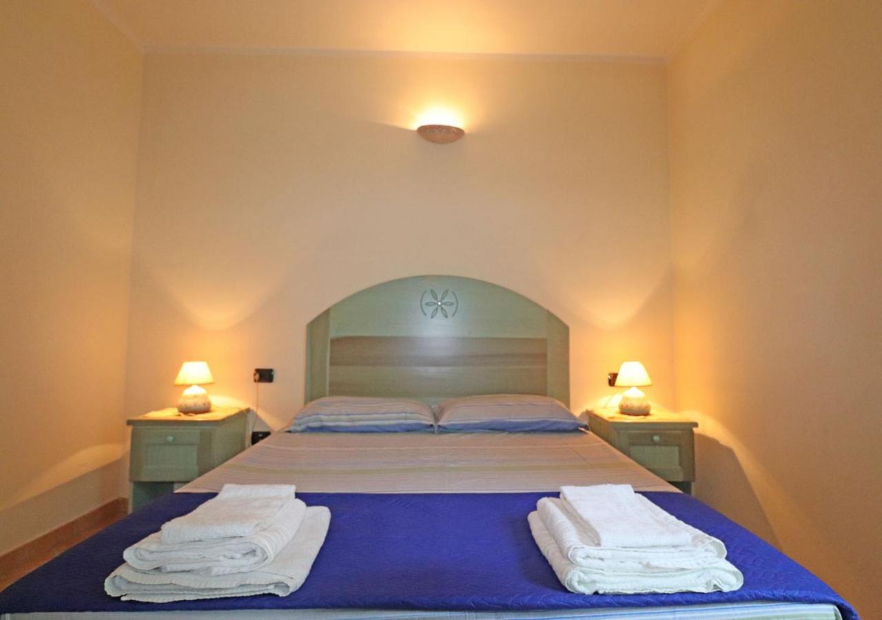 Le Residenze Di Padule 01 Apartment ลามัดดาเลนา ภายนอก รูปภาพ